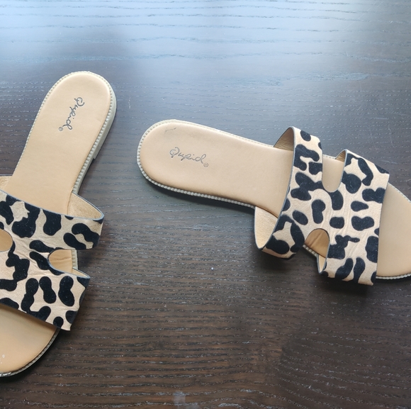 Animal print sandals - Picture 2 of 3